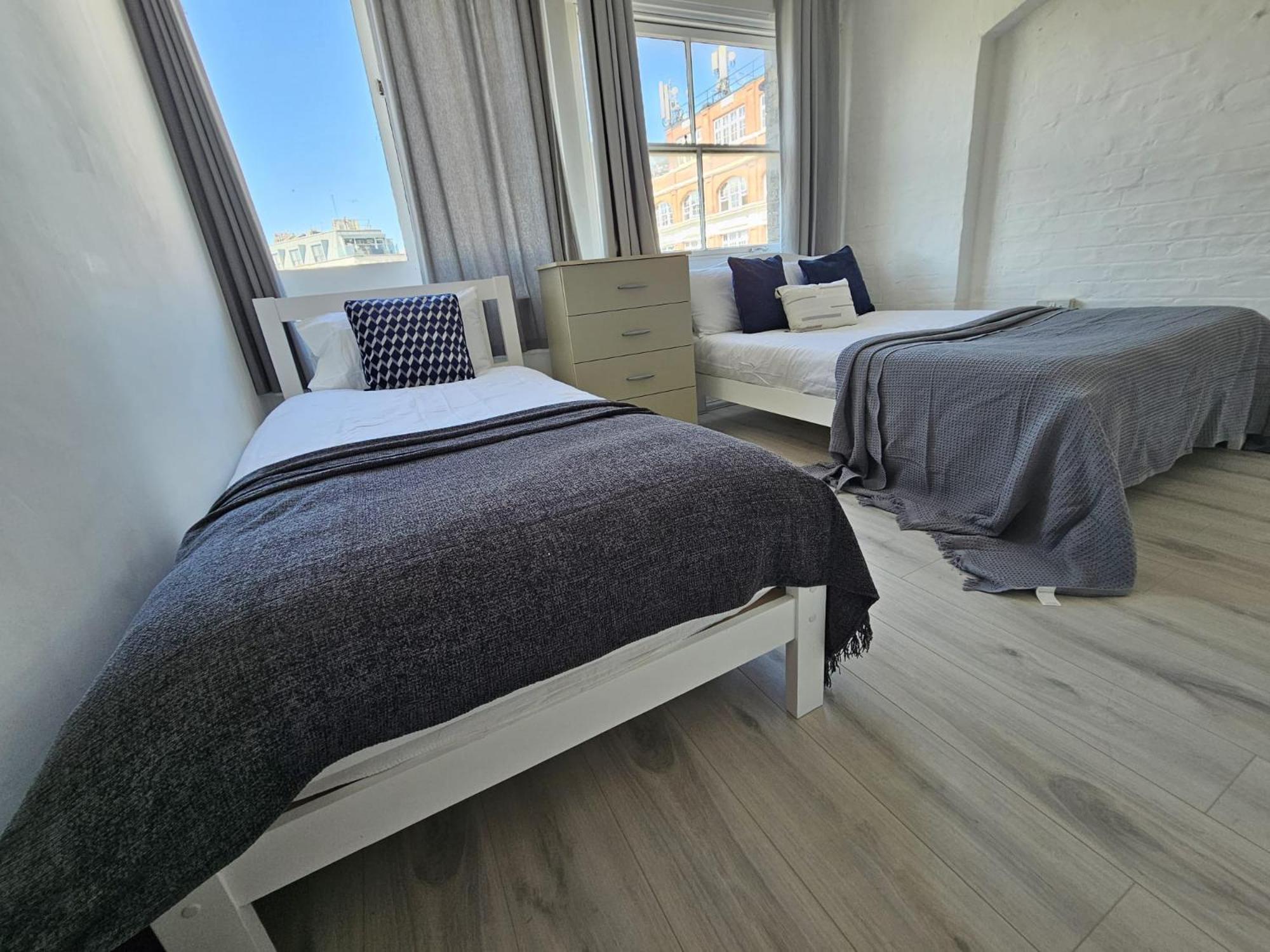 Trendy Apartment In Old Street Лондон Екстериор снимка